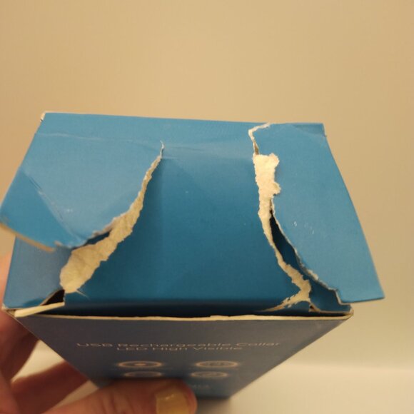 Vizpet LED Dog collar Light Up Dog Collar Adjustable USB Rechargeable size XL - Picture 7 of 13